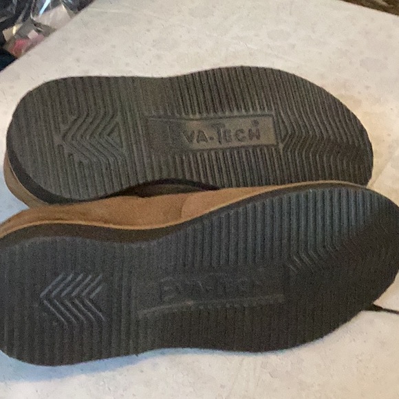 NWT men’s Walkabout shoes - Picture 14 of 15